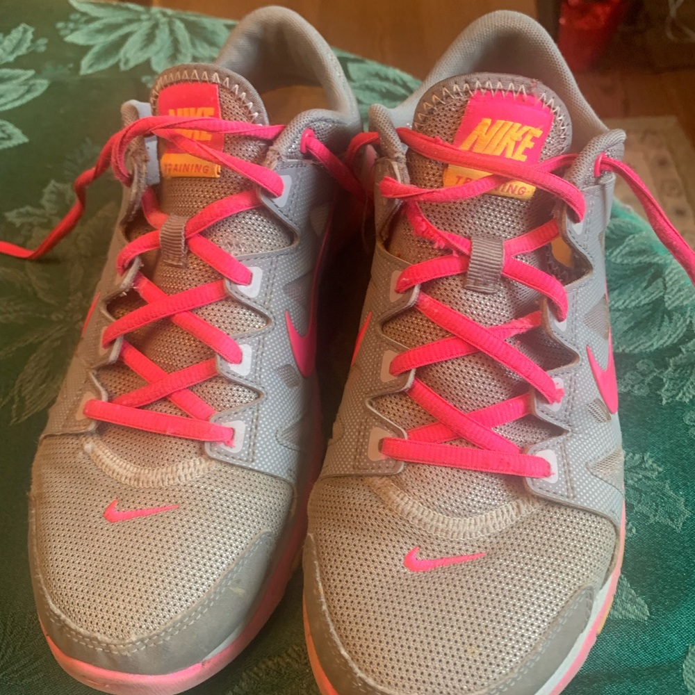 Nike Ladies Trainers
